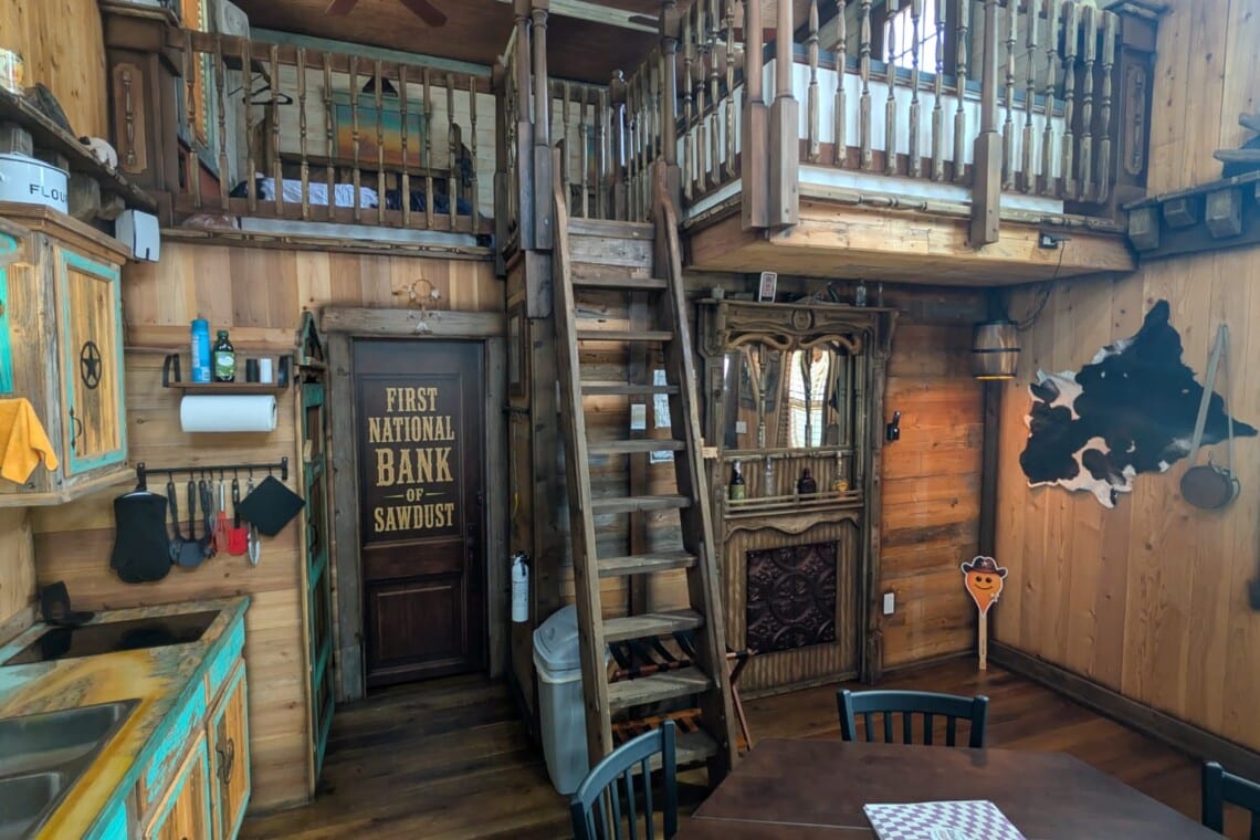 Main floor sri inn
