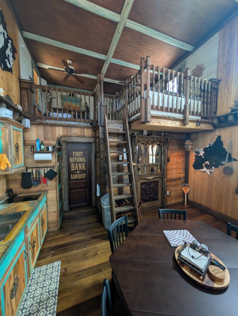 Main floor sri inn