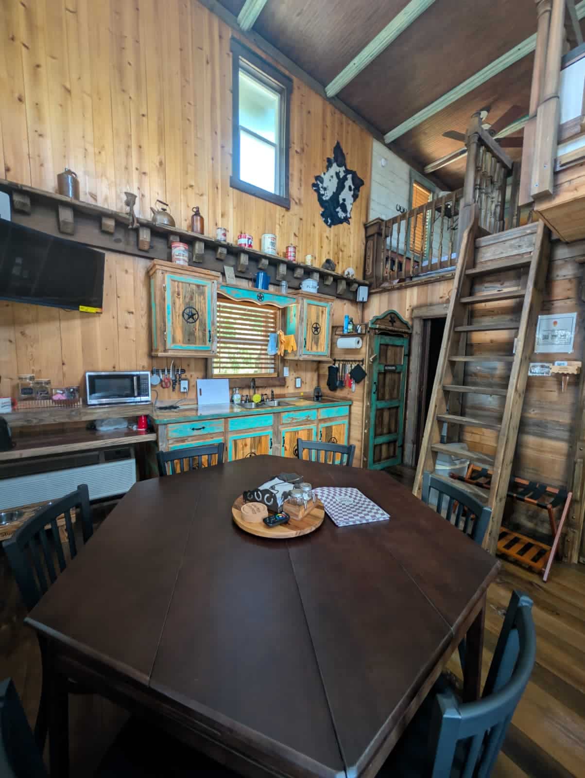 SRI dining